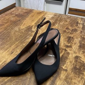 Cute sling backs!